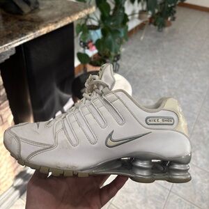 Y2K NIKE SHOX NZ WHITE SIZE 7